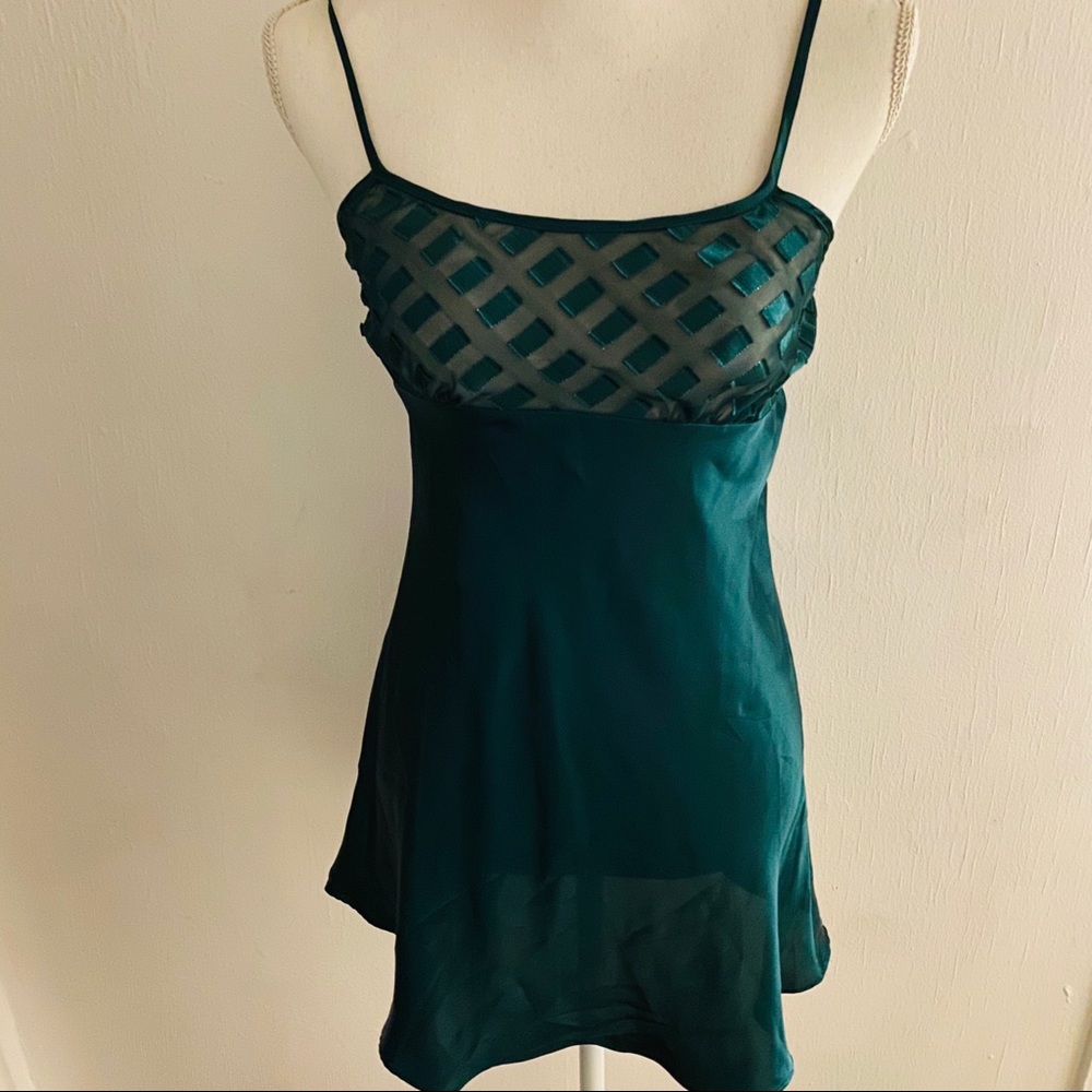[SOLD]Victorias Secret Vintage Gold Label Nightgow